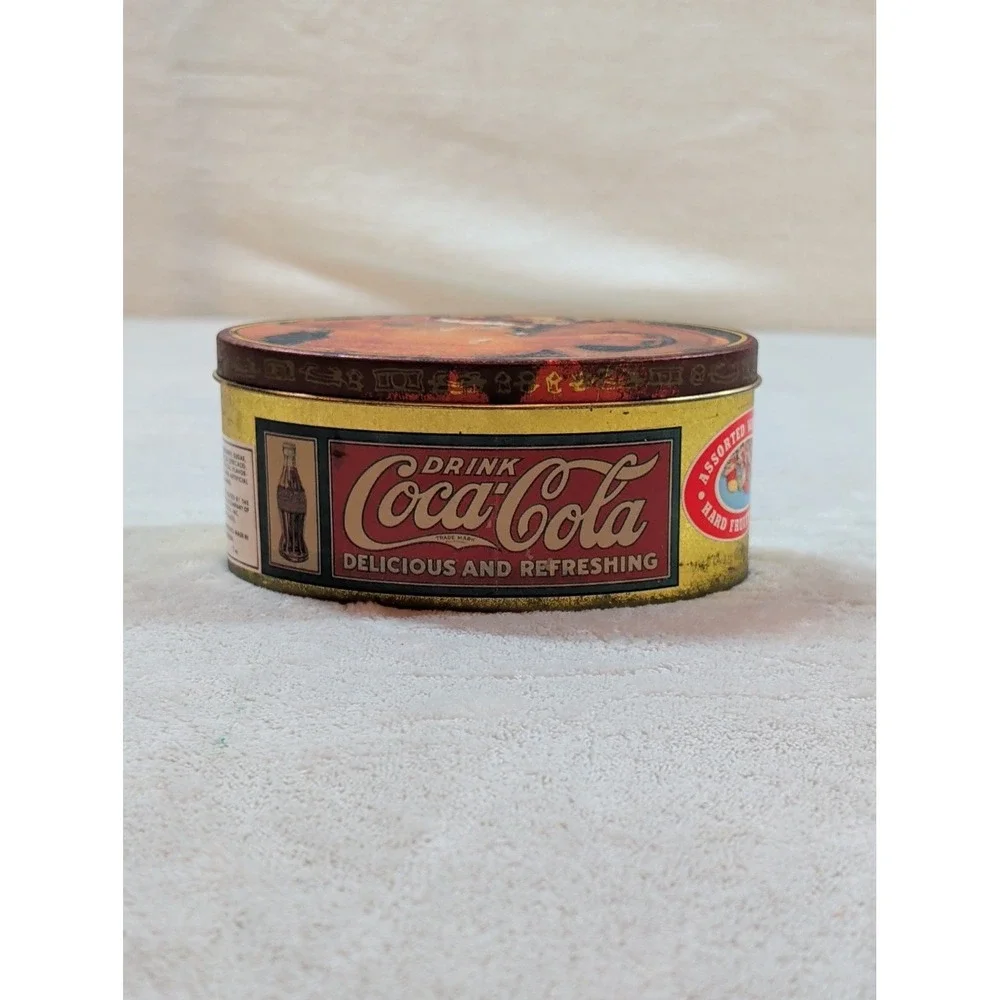 Vtg 1984 Coca-Cola Candy Tin Oval Gold Metal Tin Box Company 1980s Soda‎ Decor